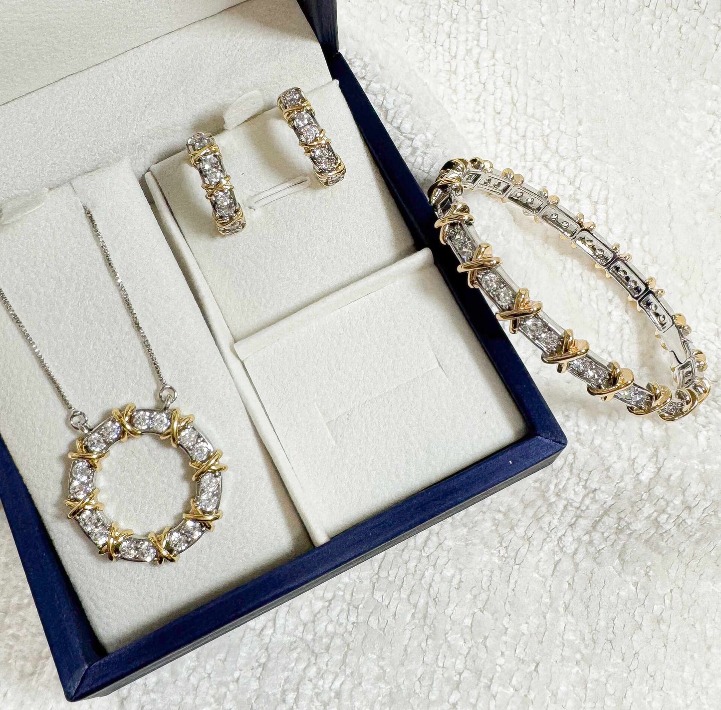 Conjunto - Conjunto Tifanny X Luxo em rodio com detalhe 18K