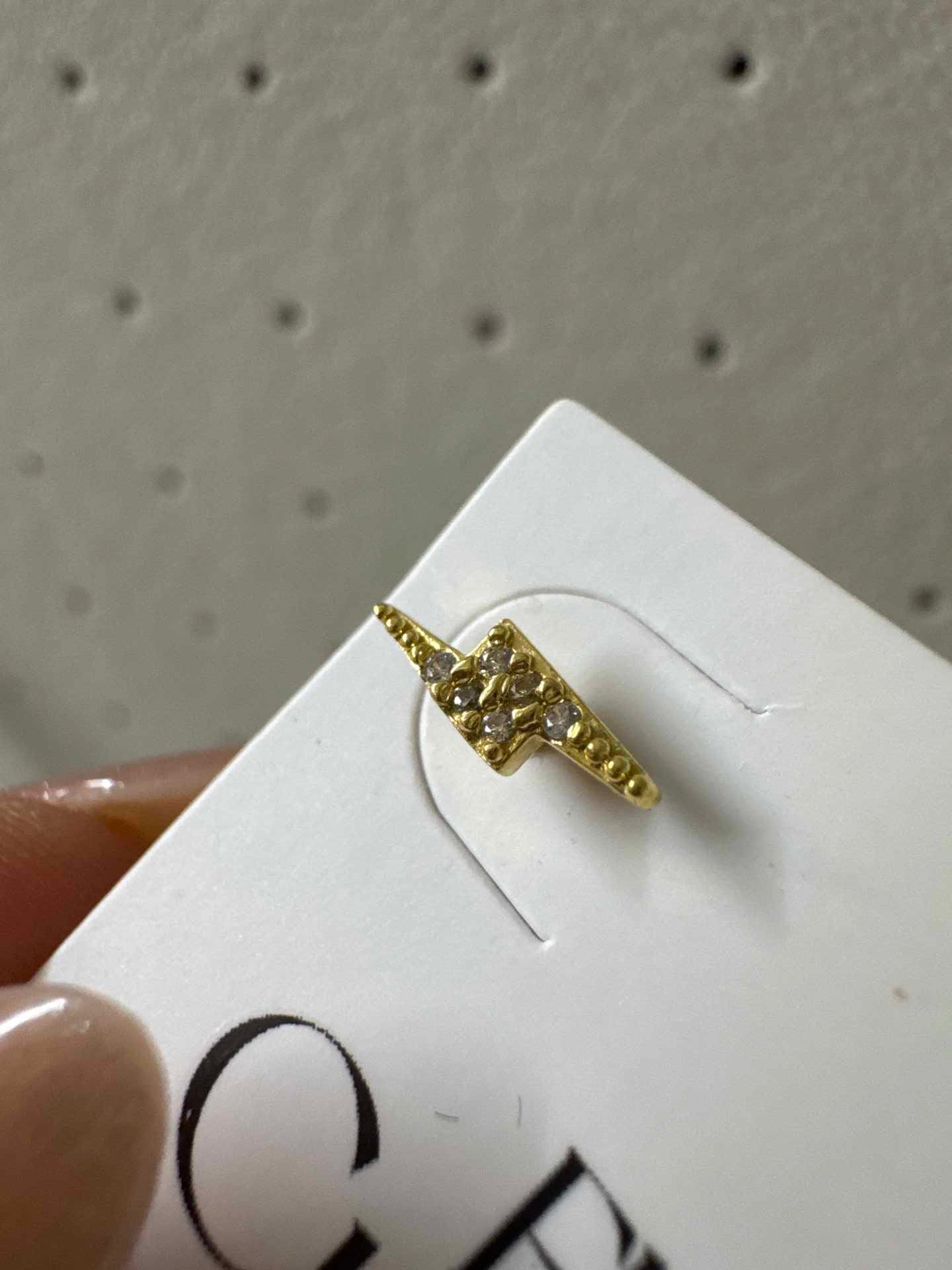 Piercing - Pircing de furo raio