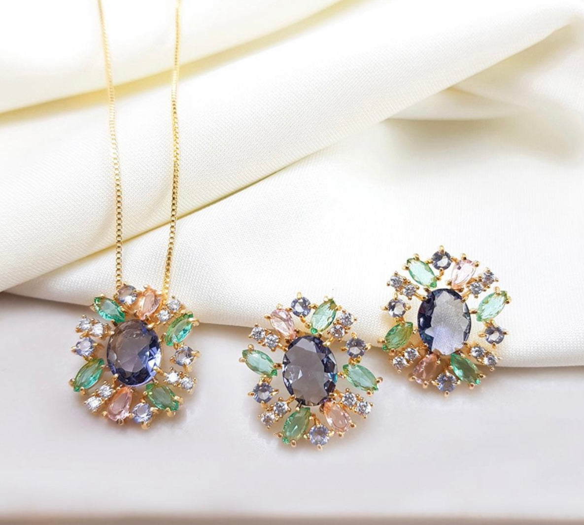 Conjunto - Conjunto de brinco de colar cravejada pedraria luxo- Zirconia Colorida