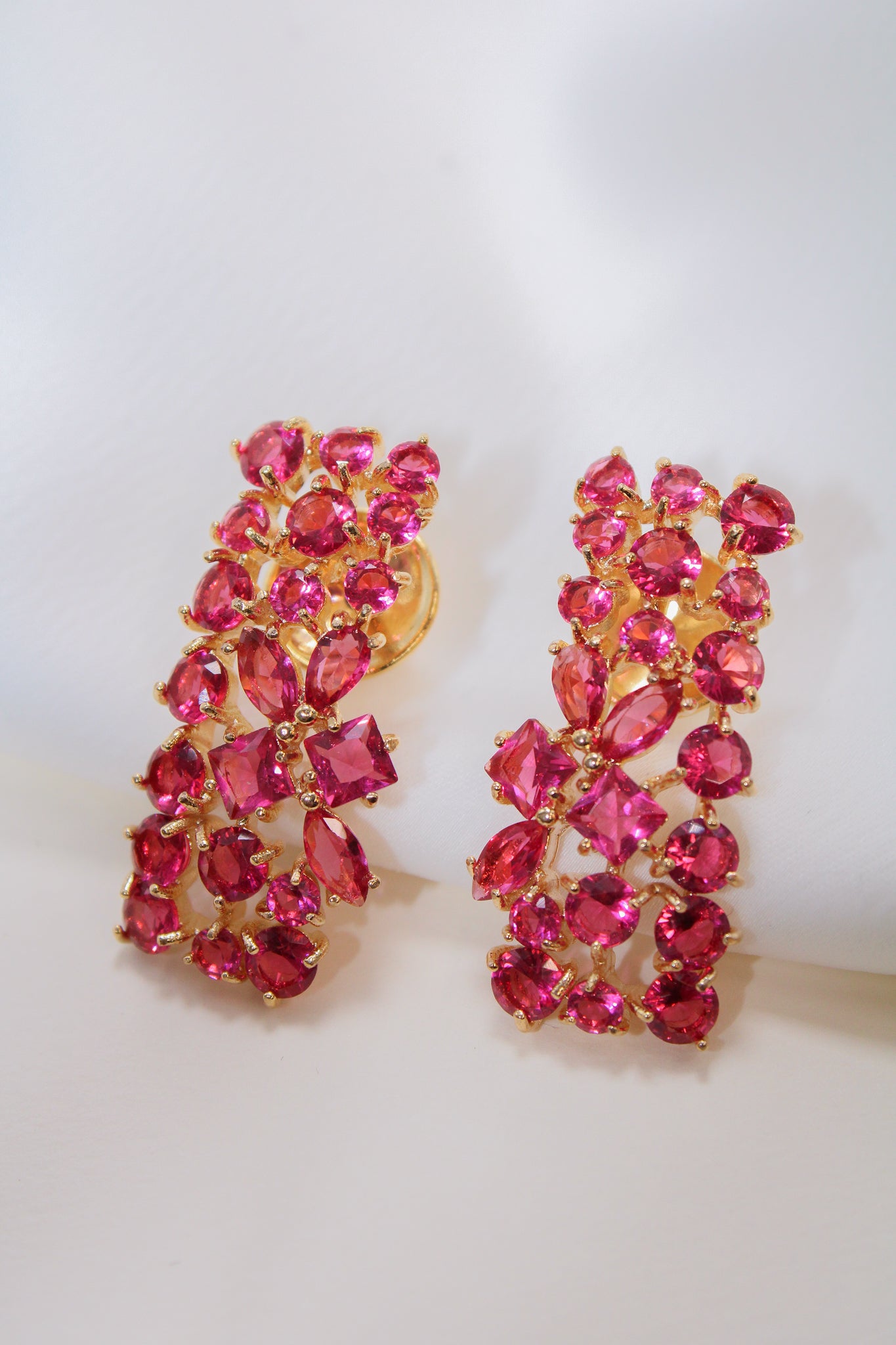Square red luxury earing