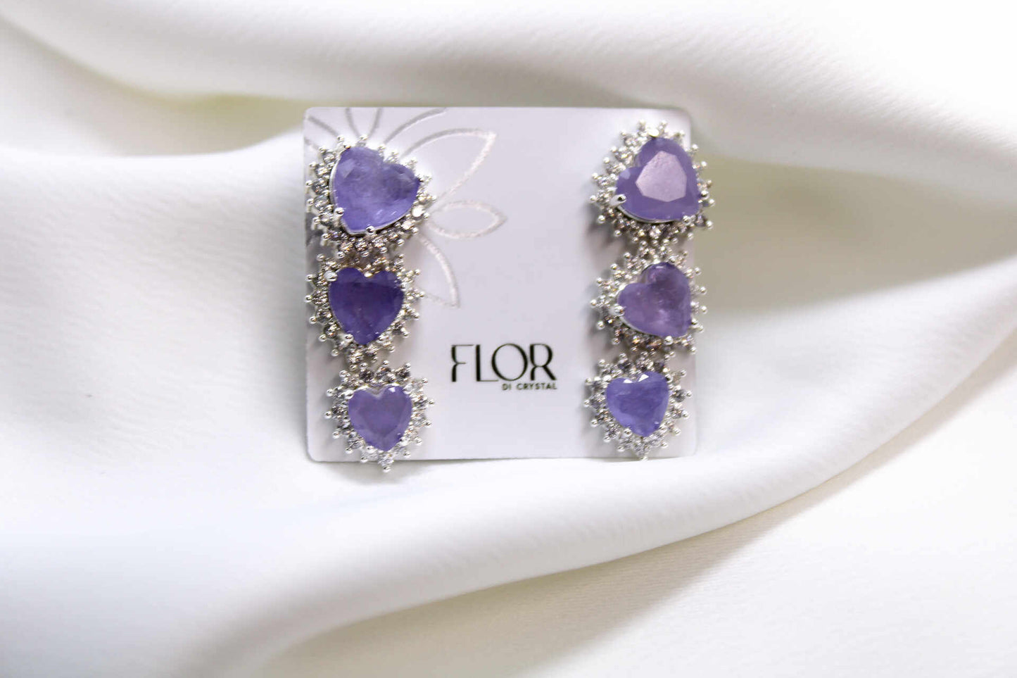 Brinco - trio de brinco de coracao cravejado de zirc. com pedra fusion -LILAZ