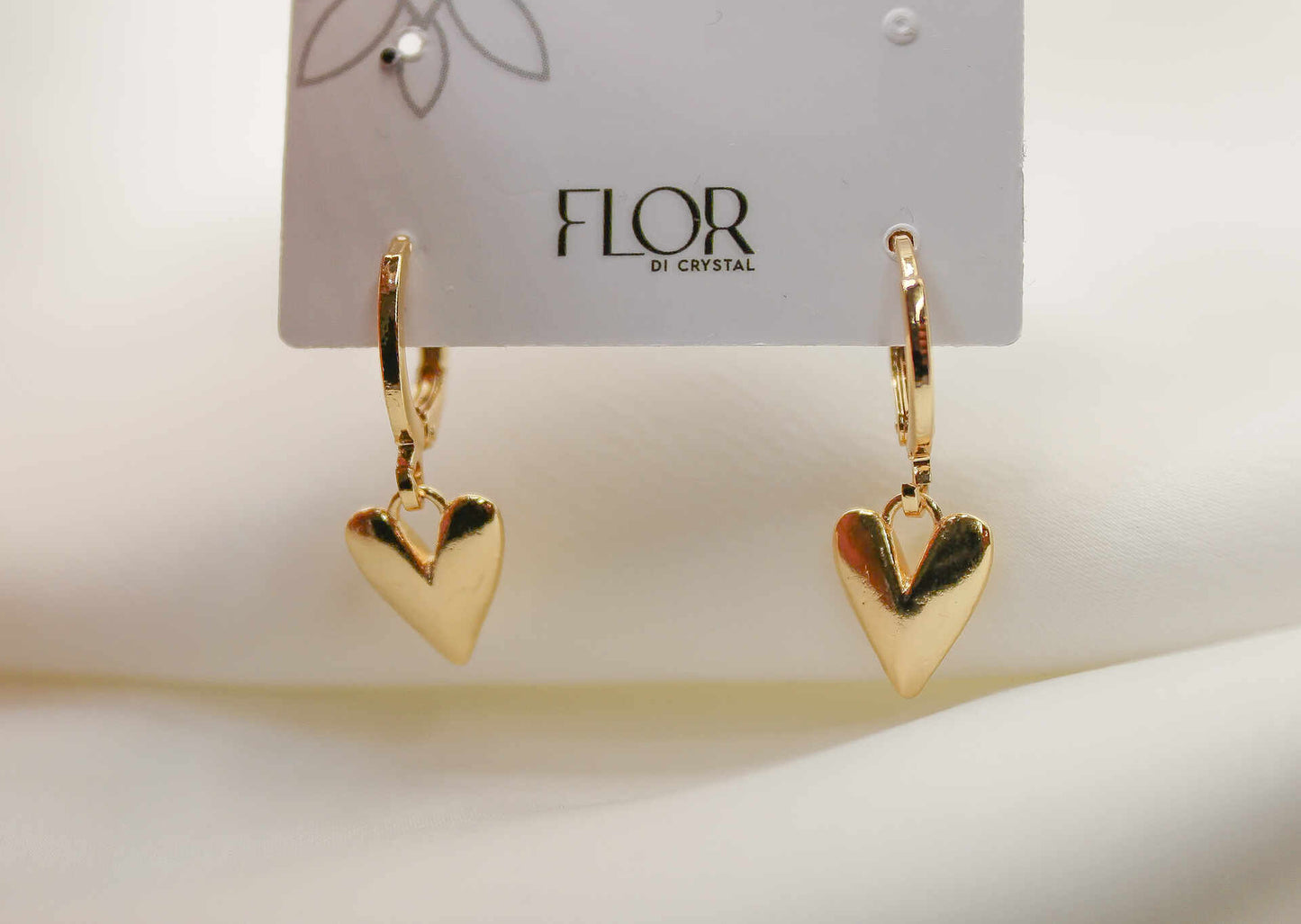 Brinco - Argola de pingente de coracao mini