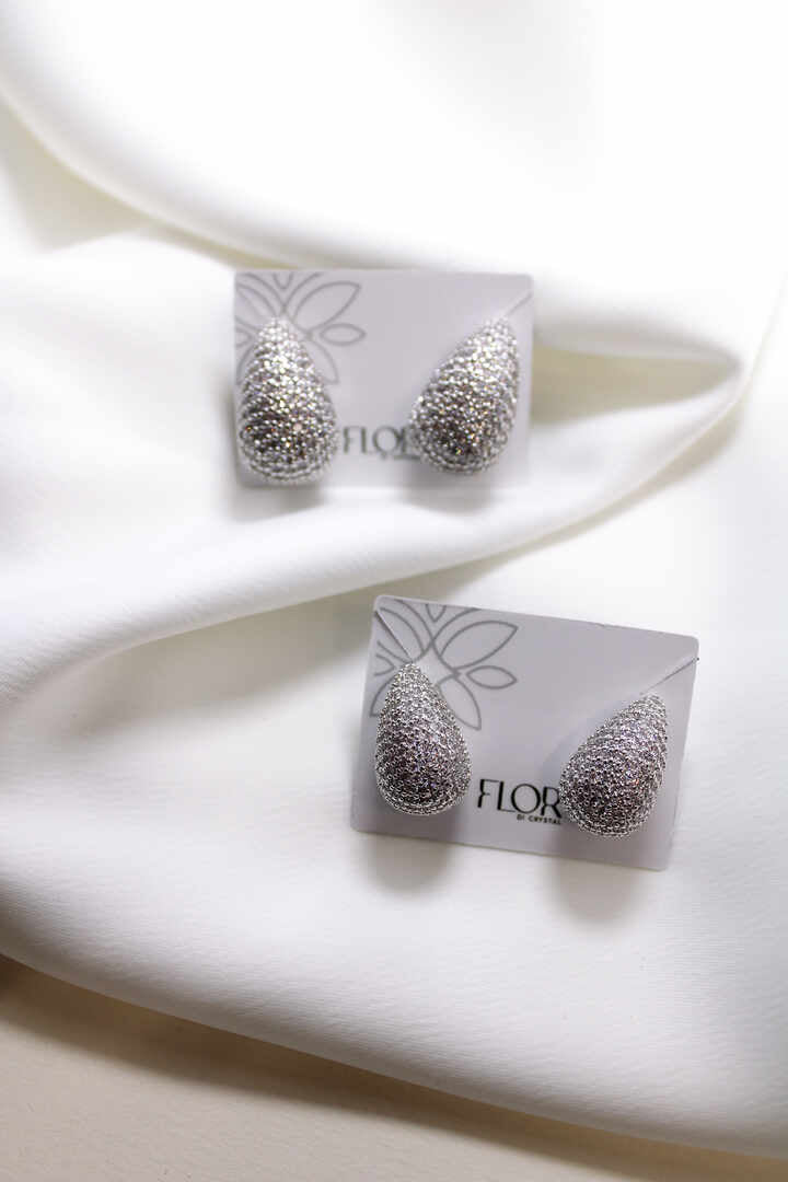 Brinco - Gota preto cravejado Grande rodio