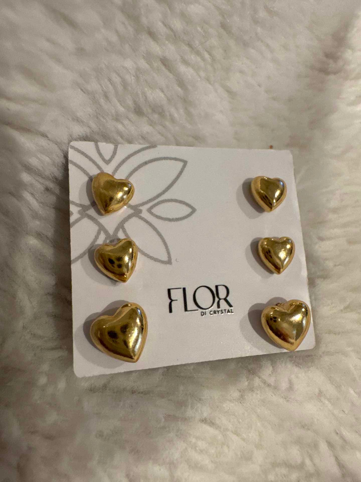 Brinco - trio de brincos Lisos coracao