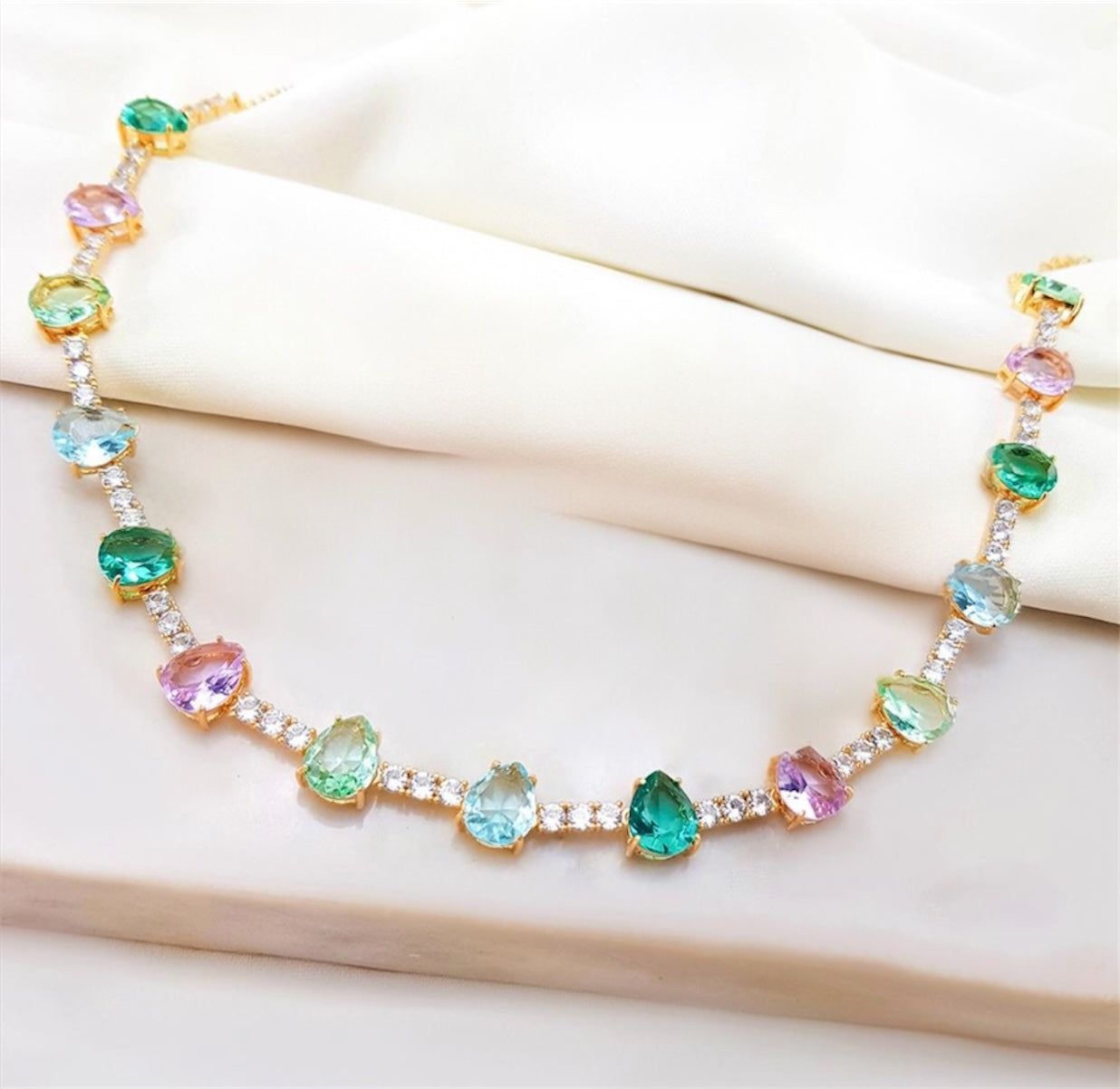 Choker - Rivieira 6mm gota - Rosa verde aqua e cristal