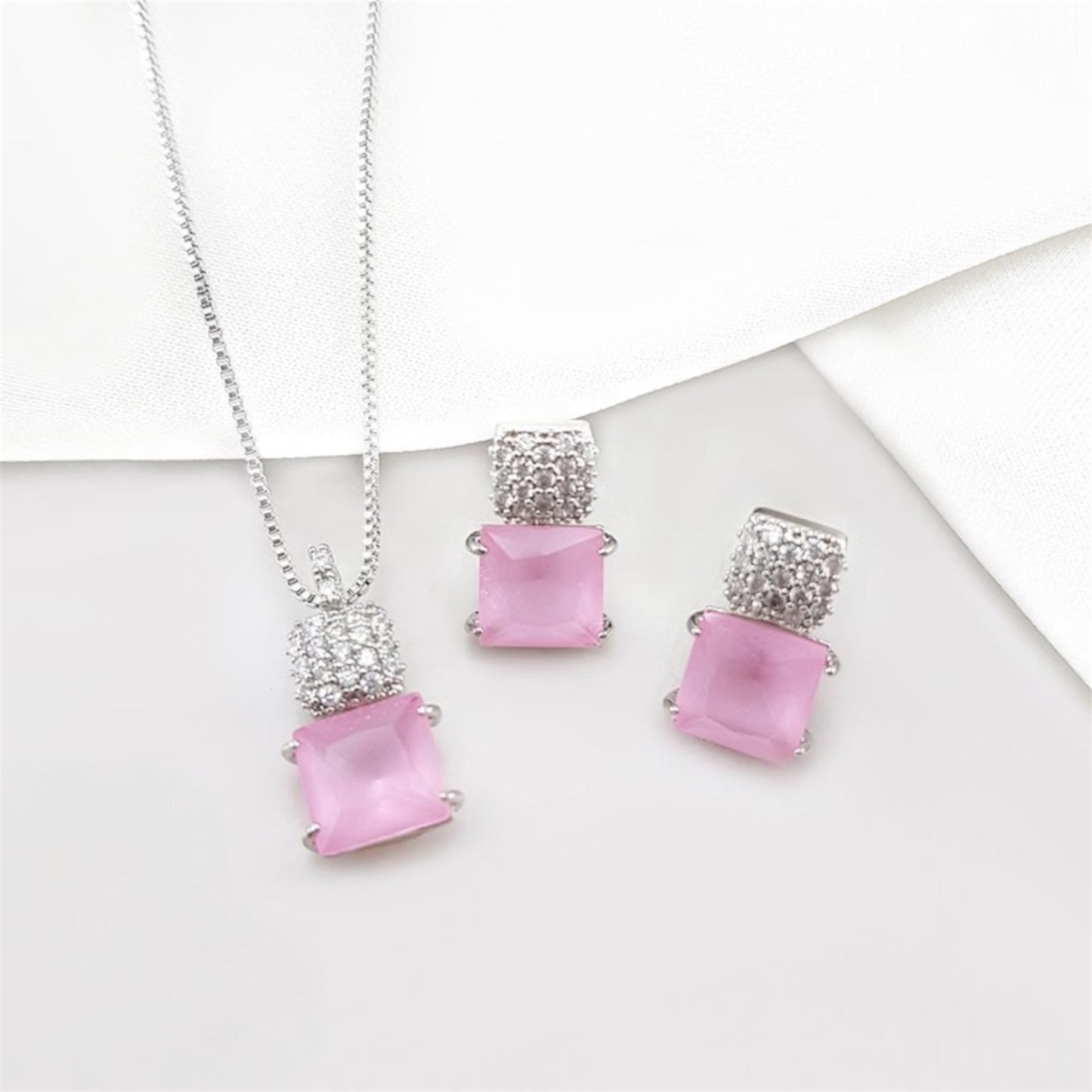 Conjunto - Conjunto de brinco de colar cravejada rosa com Zirconias
