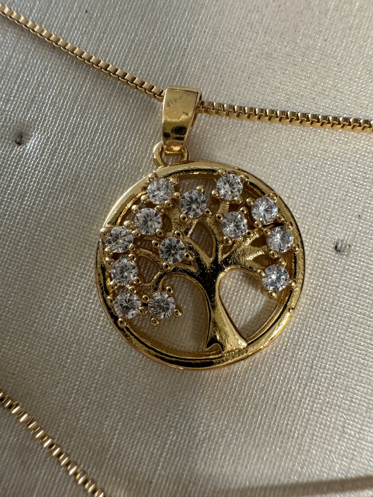 Colar - Colar de Medalha Arvore em Zirconias