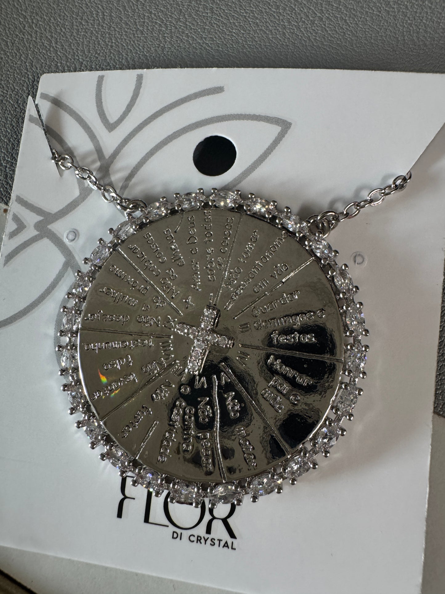 Colar - Colar em Medalha 10 Mandamentos - rodio