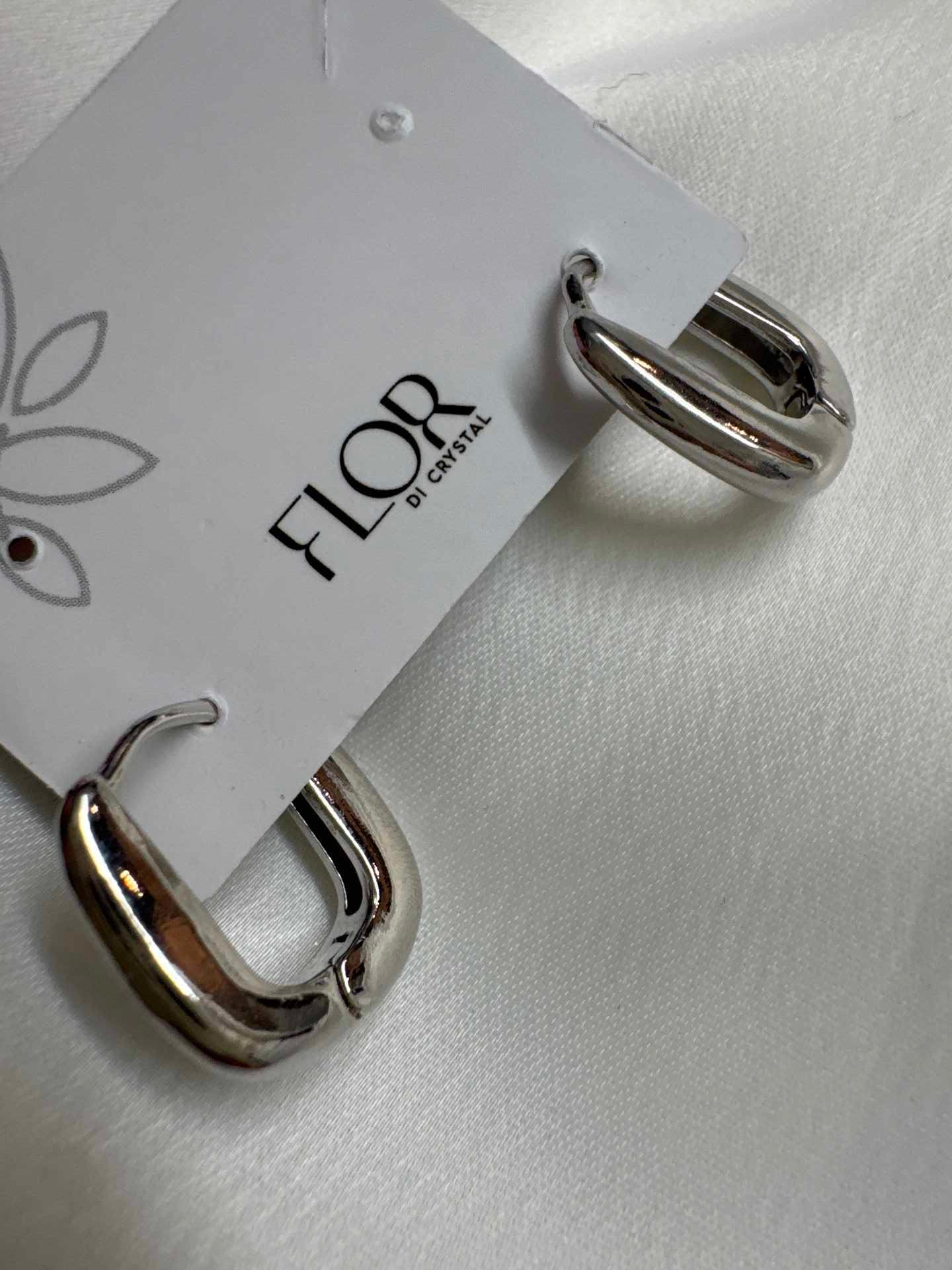 Brinco - argola lisa media alongada _rodio