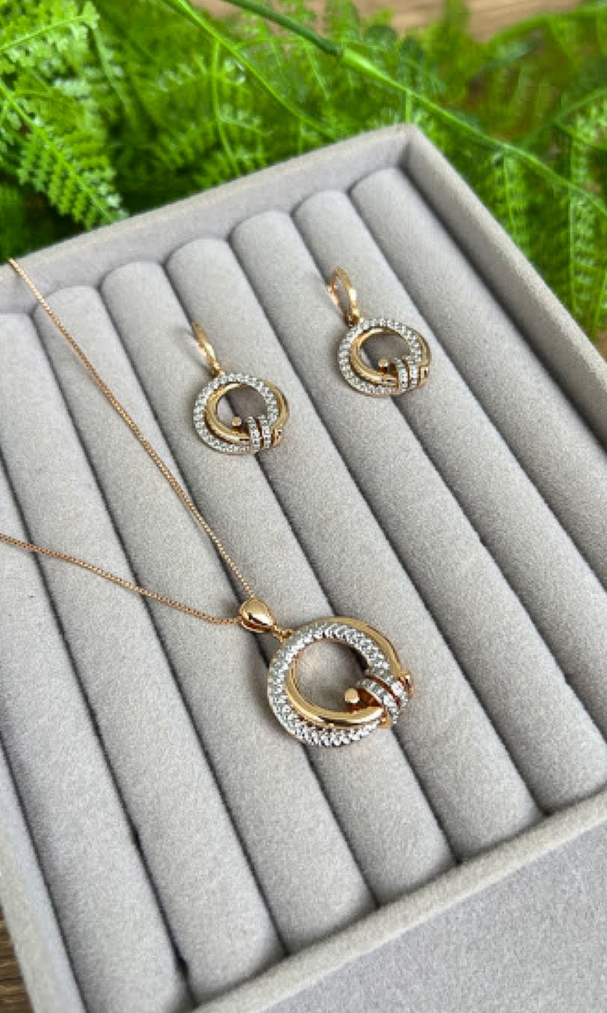 Conjunto - Conjunto Tiffany Dois Banhos- Colar e beincos de argola