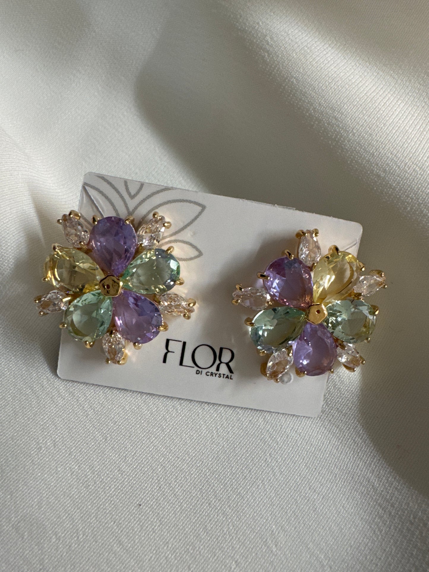 Brinco - Brinco de flor Zirconias color- medio