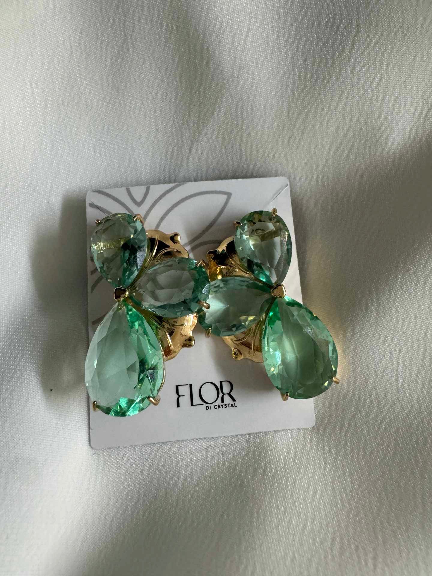 Brinco pedra verde