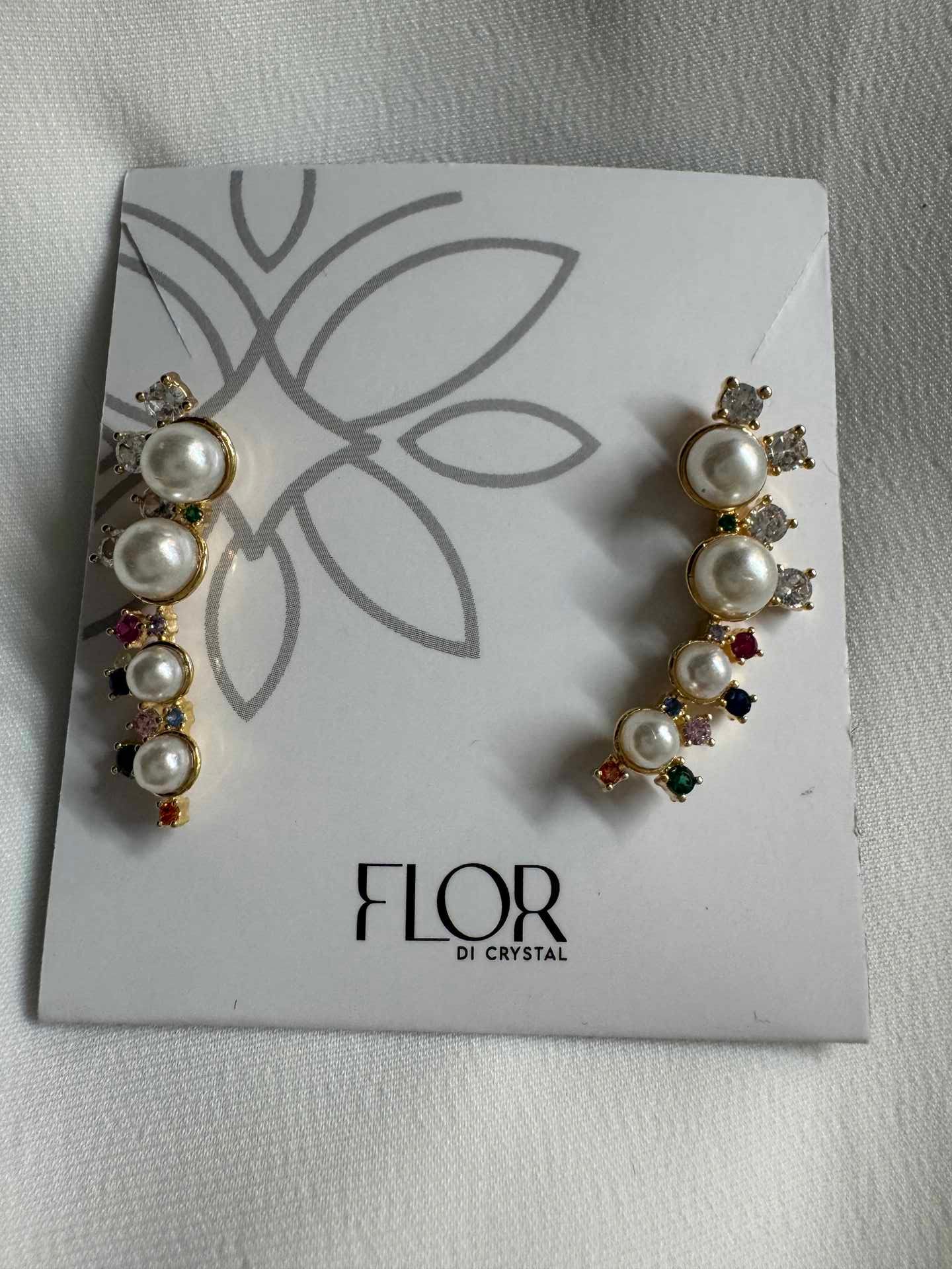 Brinco - Brinco earcuff colorida com perola