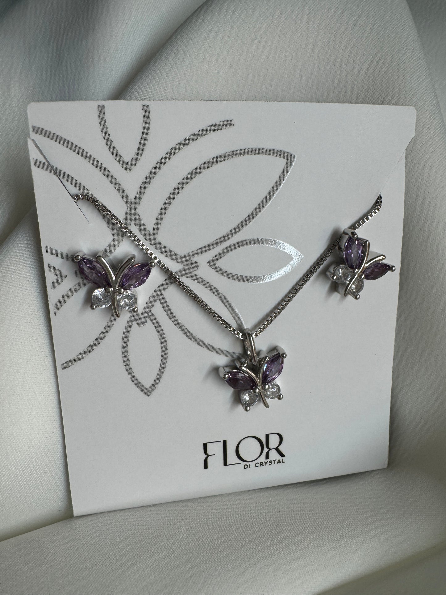 Conjunto - Conjunto delicado de Borboleta cravejada Cristal e lilaz