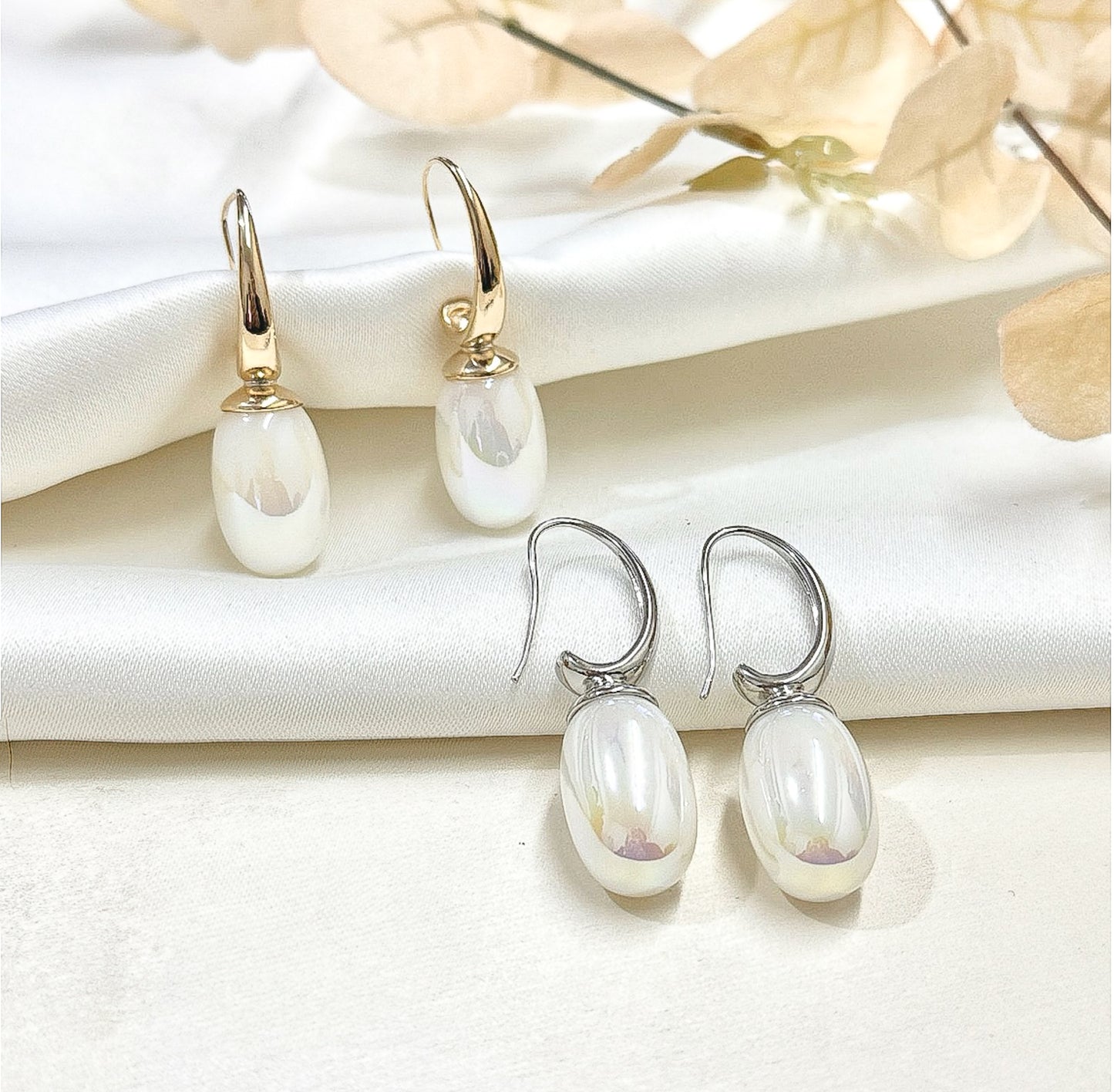 Brinco - Brinco de argola em perola Alongada DOURADO