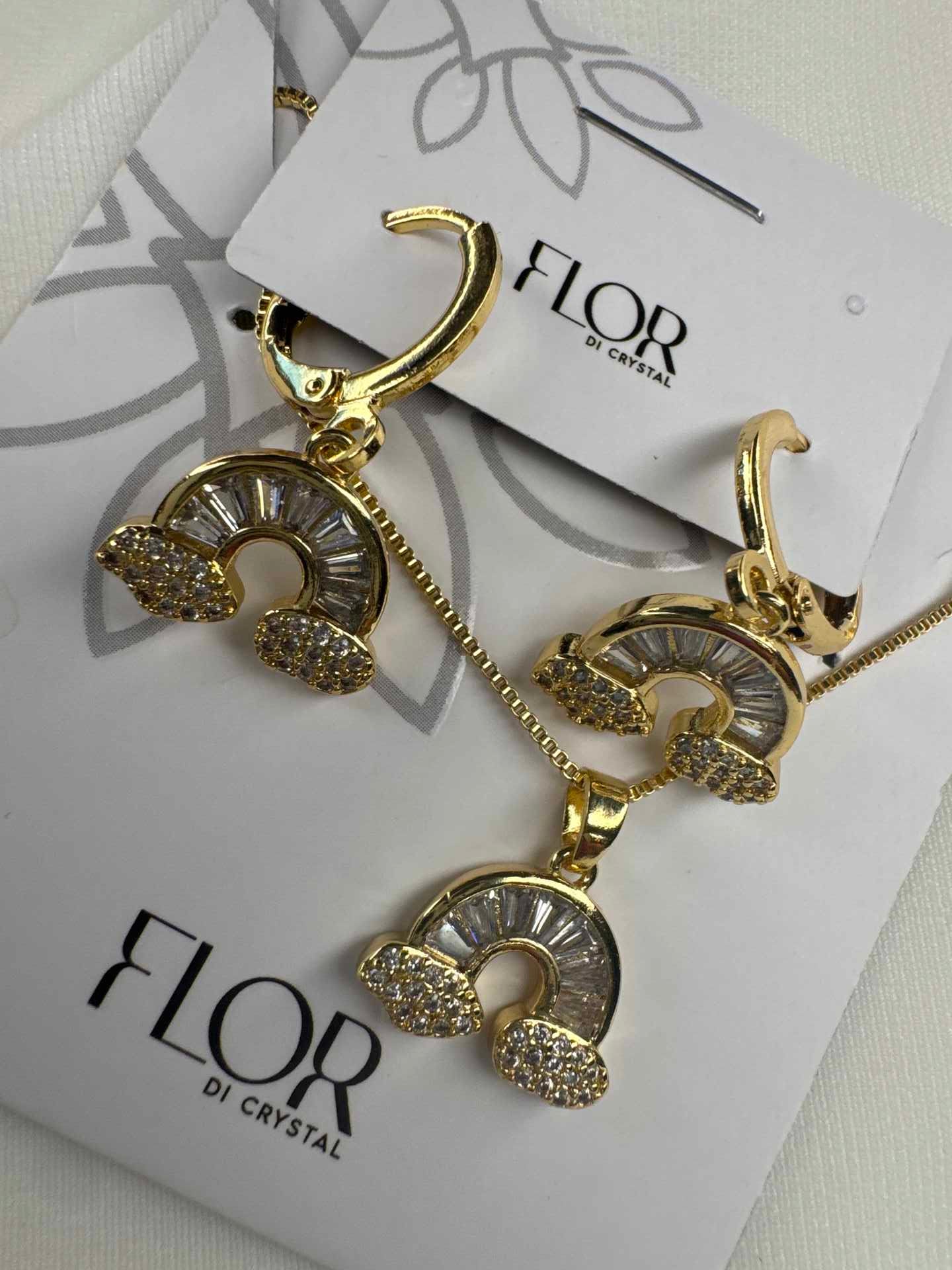 Conjunto delicado de arco-iris cravejado