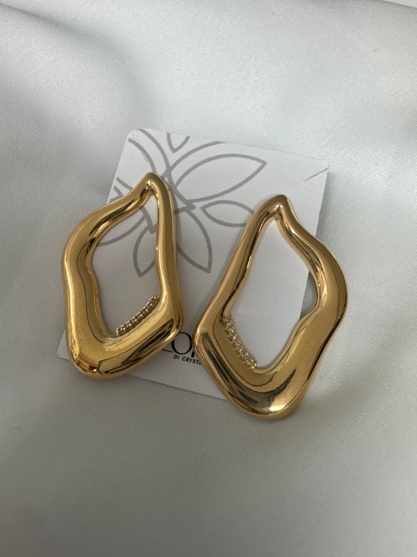 Outros - Brinco organico com carreira zirconias cravejada