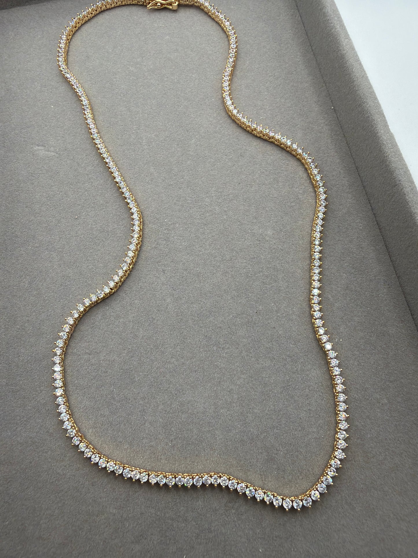 Colar - Rivieira 2mm cristal 3 pontas 18k - 40cm