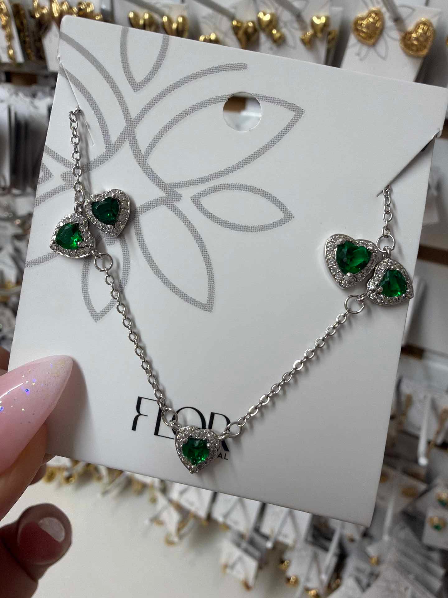 Emerald delicate heart earing necklace set in cz