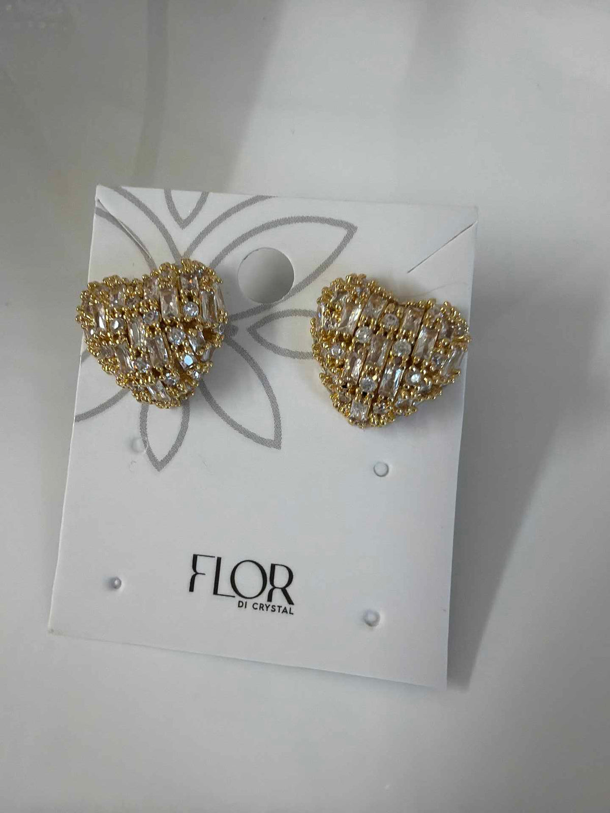 heart earing cz pave