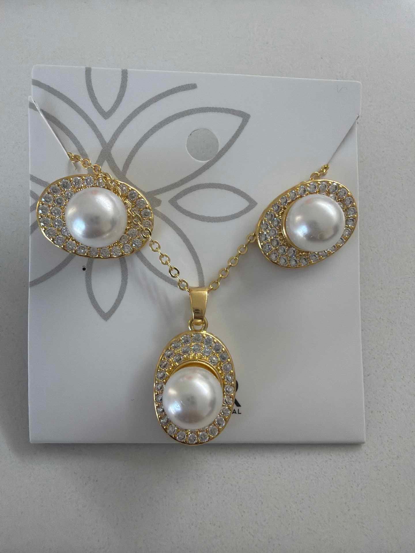 Conjunto insp perola e cravejado
