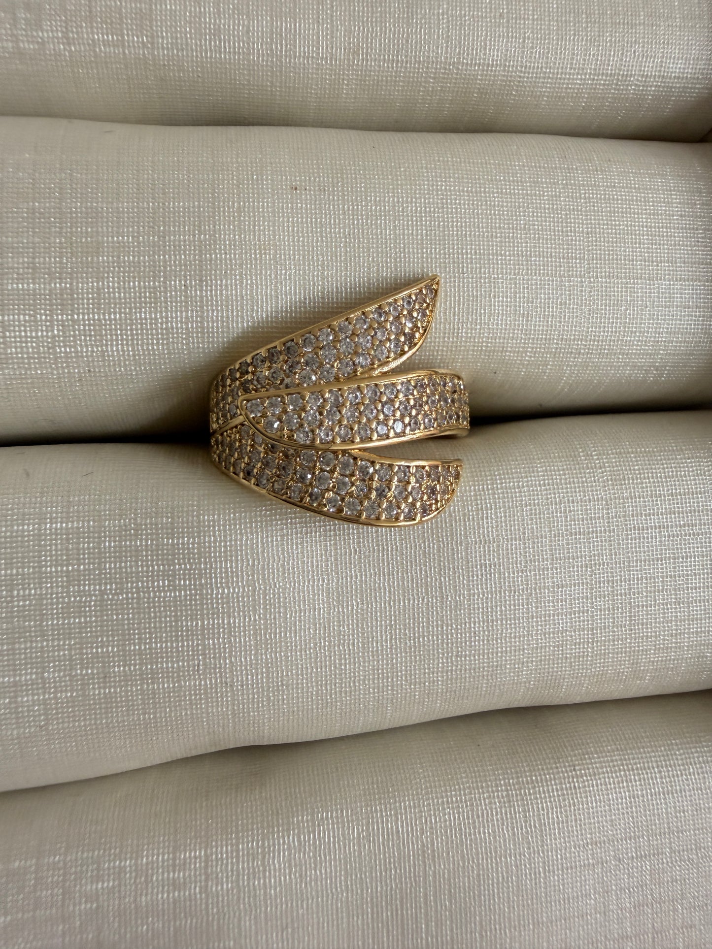 Pave feather ring # 6.5