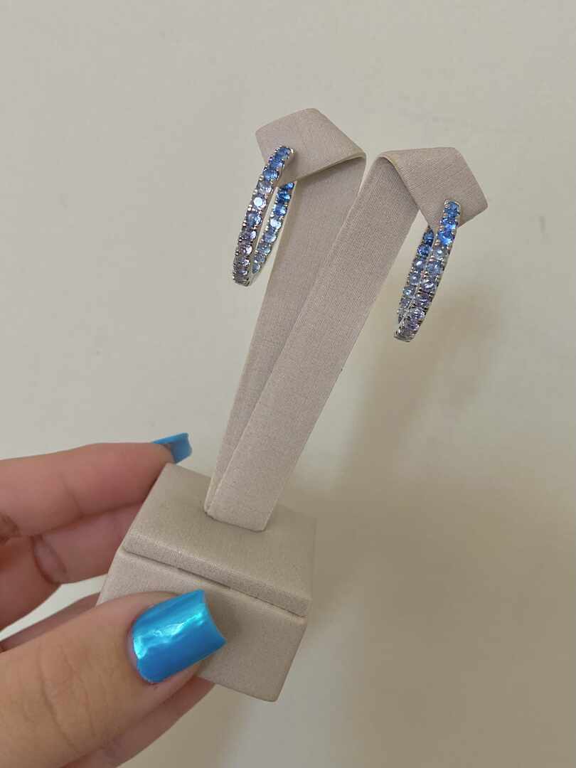 Brinco argola Cravejada Ice blue