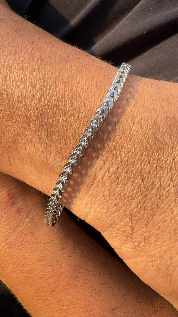 Pulseira - pulseira em corrente grumet Quadrada