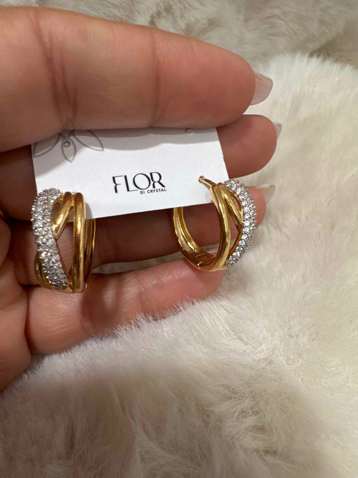 Brinco - argola lisa dupla e cravejada- grande