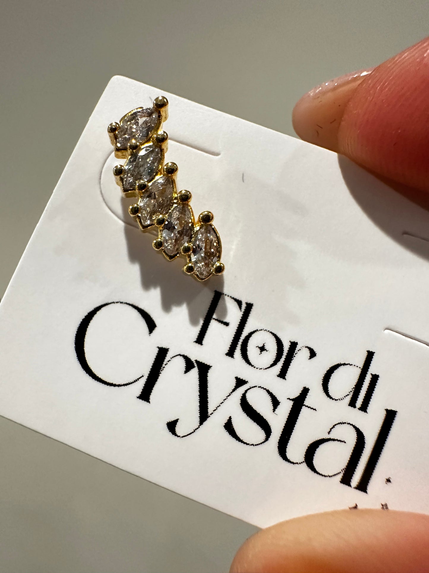 Piercing - Piercing de furo Cravejado em meia lua - Helix