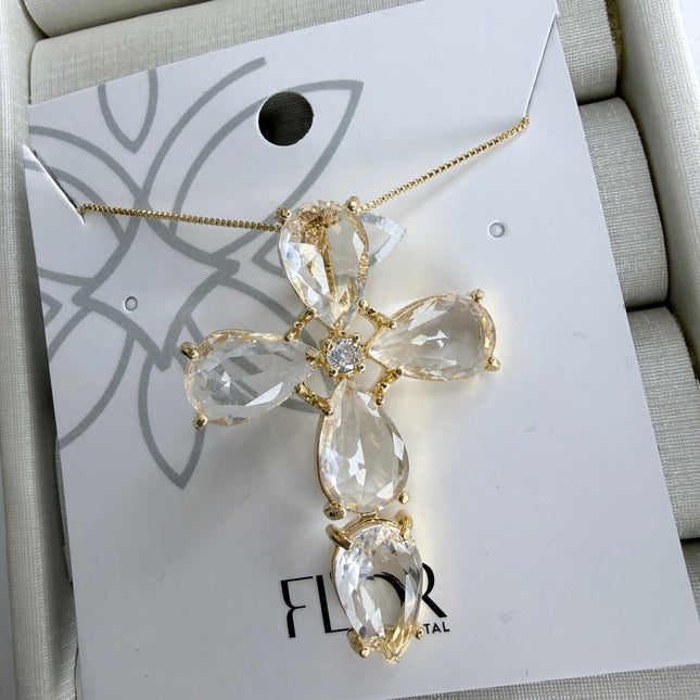 Colar cruz cravejada em cristal gota