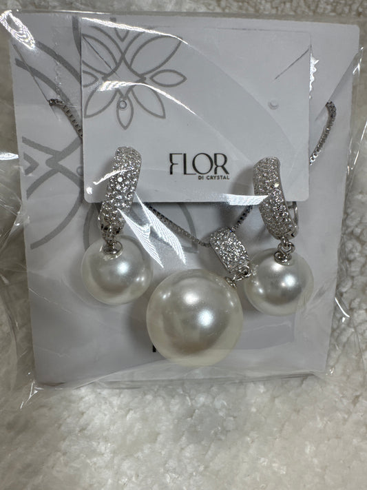 Conjunto - Joia de prata 925 - Colar com perola grande e Brincos de argola com pingente de perolas