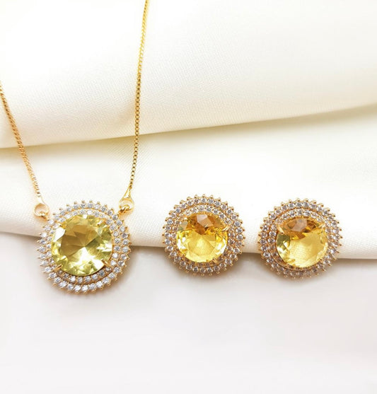 Conjunto - Conjunto de brinco de colar  cravejada pedraria  luxo- Zirconia Amerelo e cristal
