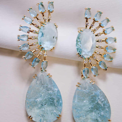 Aquamarine Earring with teardrop stone