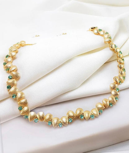 Chocker Dourada escovada com Zirconias verde Luxo