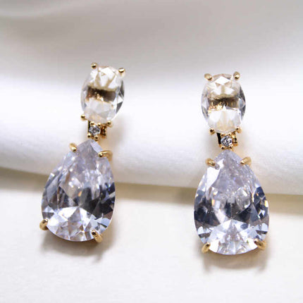 Brinco Gota cristal de rocha 