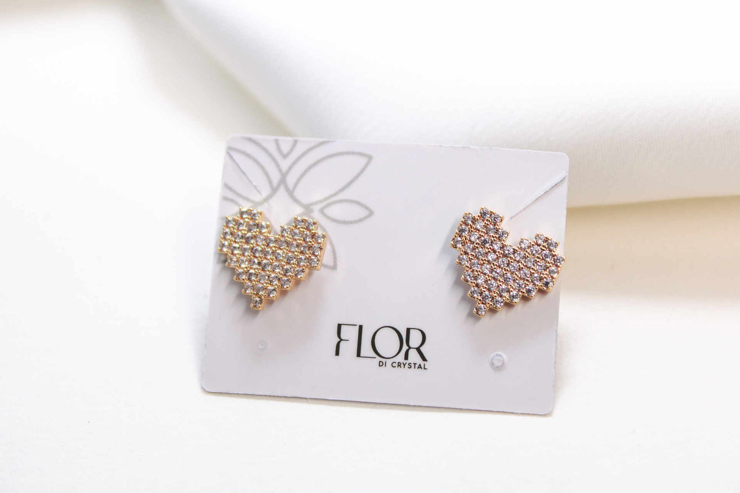 Brinco - Brinco de coração cravejado