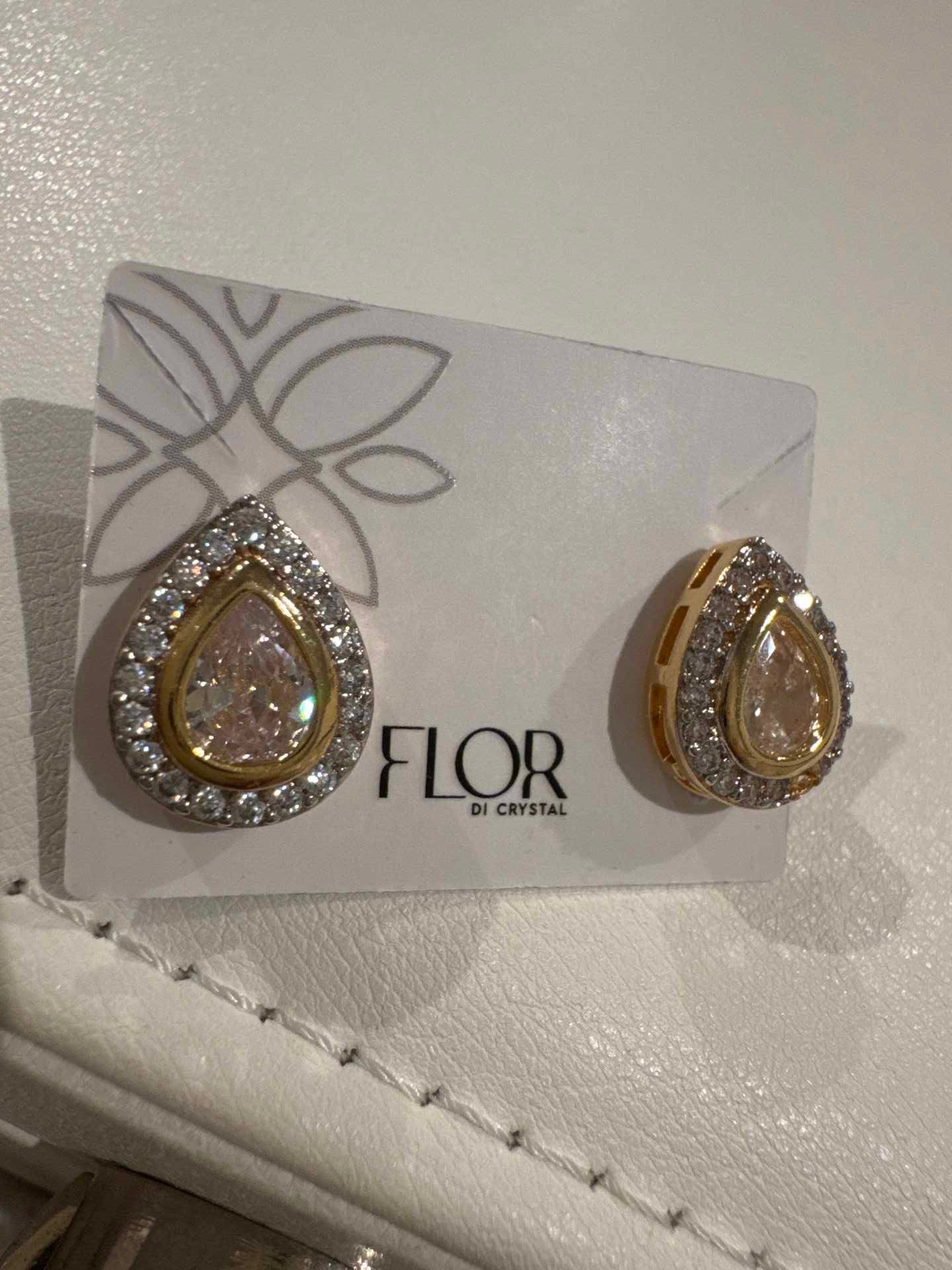 Brinco - Brinco de zirconia corte em Gota cristal e cravejado