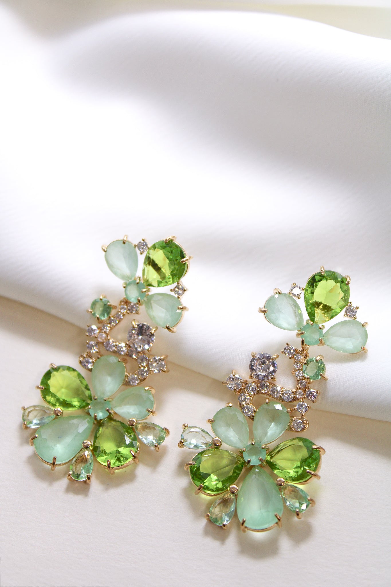 Brinco - Brinco de Flores verde e cristal detalhe