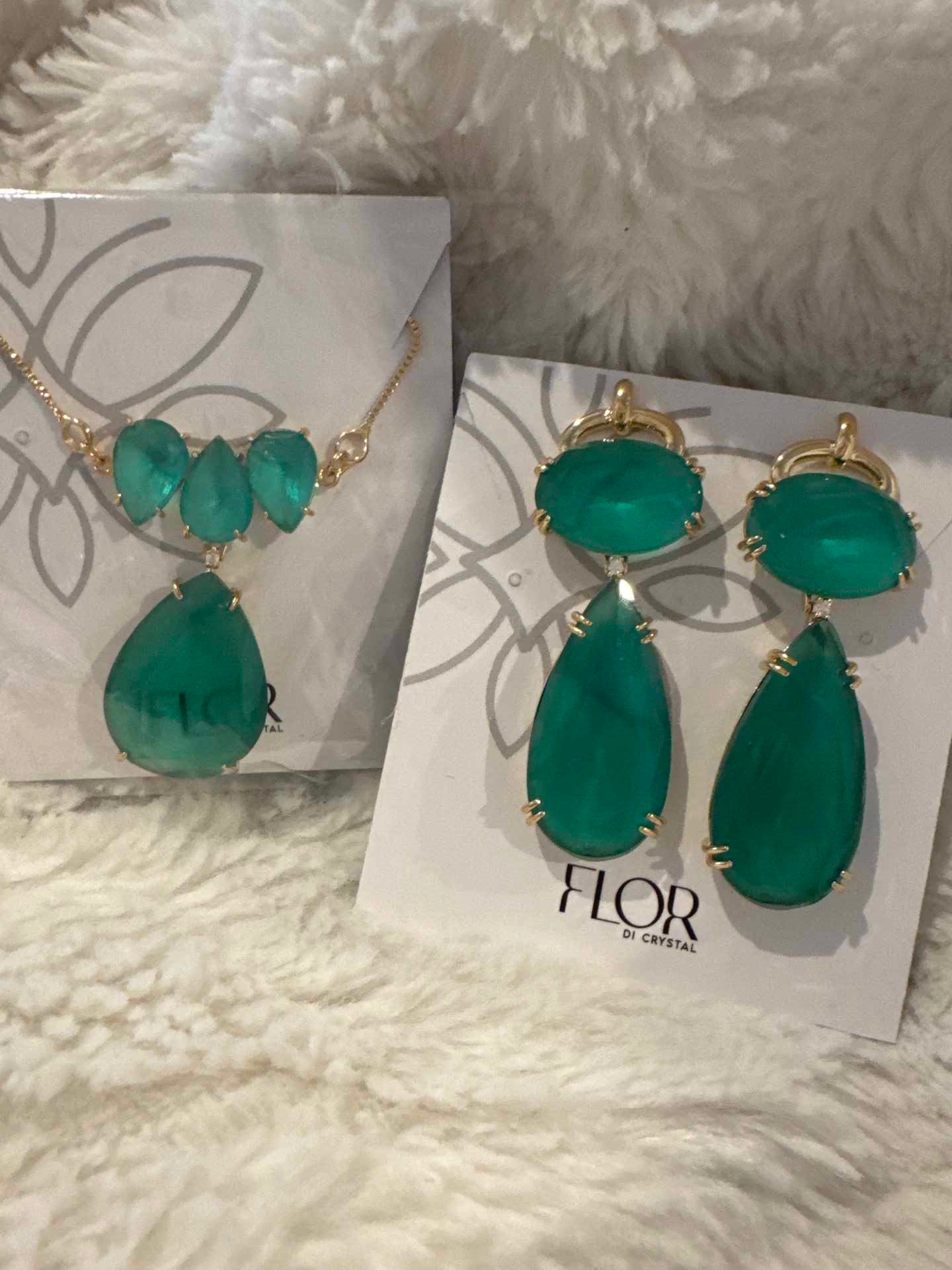 Brinco - Conjunto de colar e Brinco de  Gota turmalina esmeralda