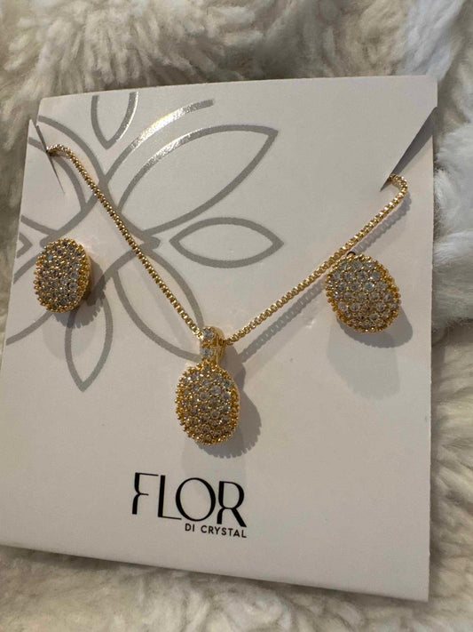 Conjunto - Conjunto Brinco e colar delicado Cravejado