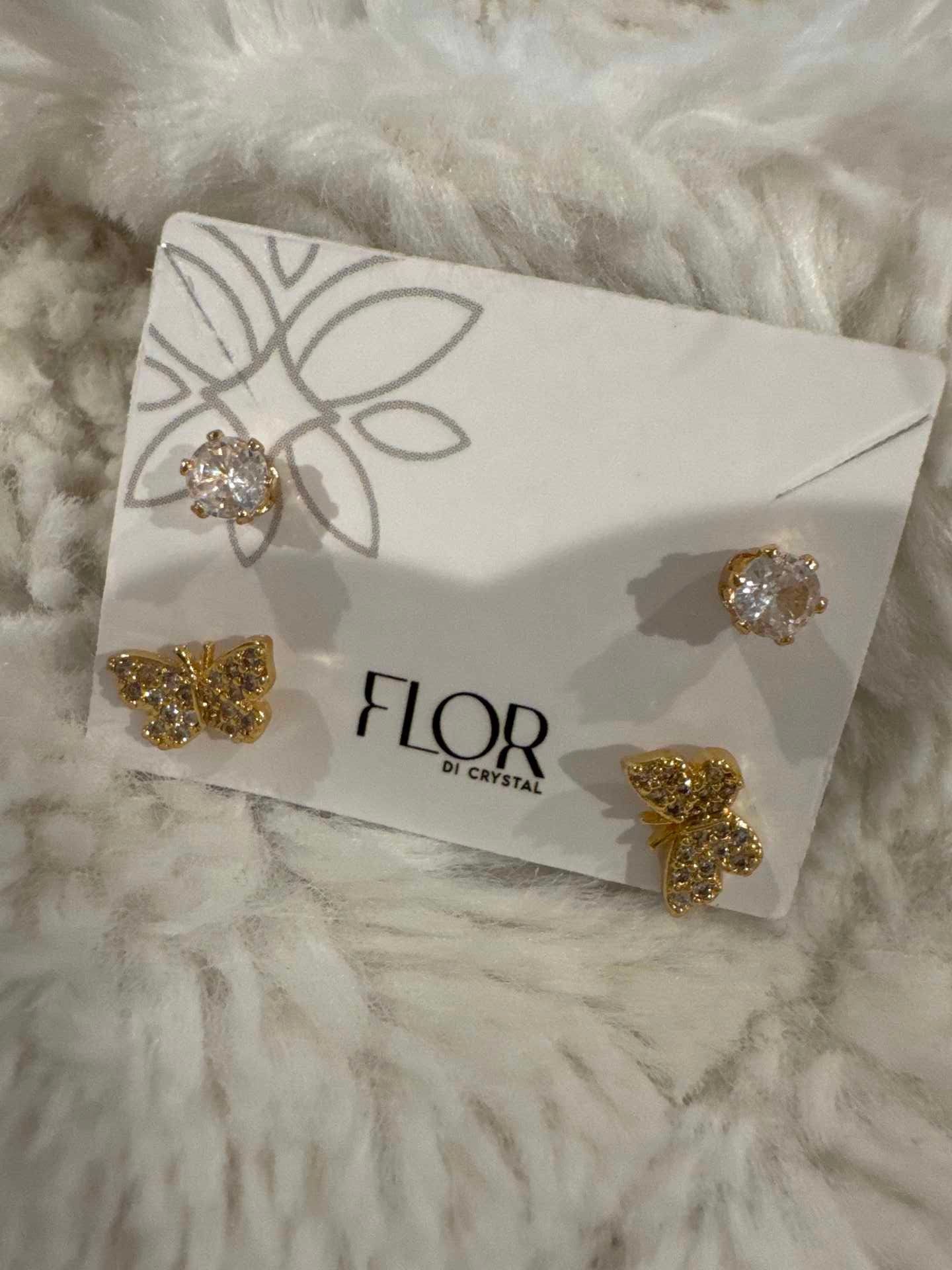 Brinco - Brinco borboleta mini dourada