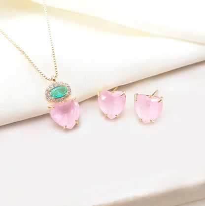 Conjunto colar e brinco cravejado cristal e pedra de coracao rosa 