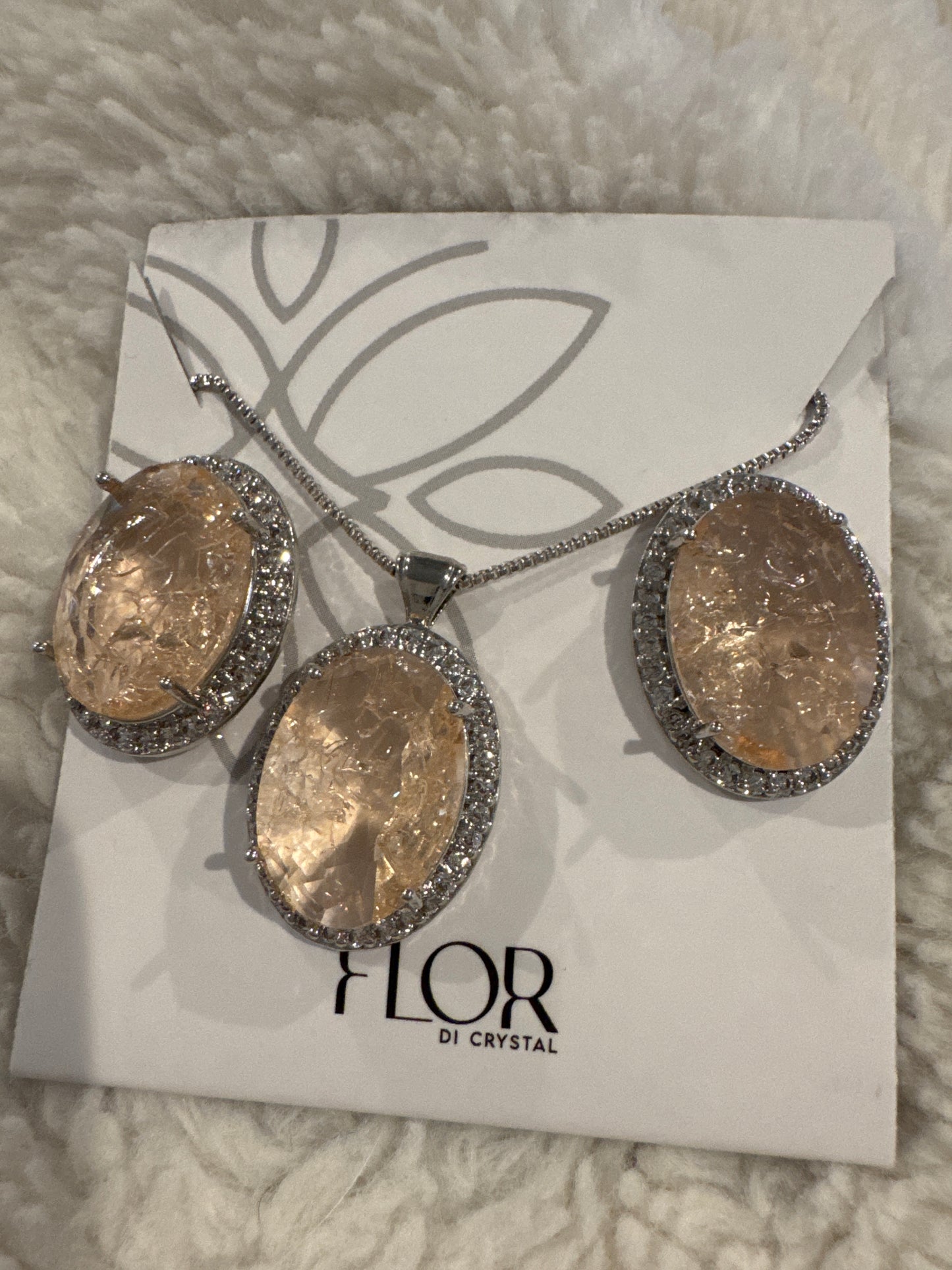 Conjunto - conjunto de brinco e colar oval e Pedra ice crack  em morganita