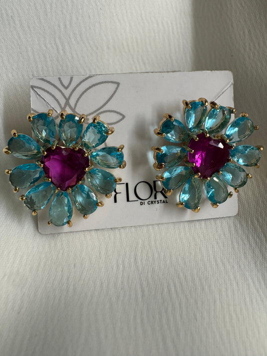 Brinco - Brinco de Cravejado em Leque  Aqua com coracao fuchia