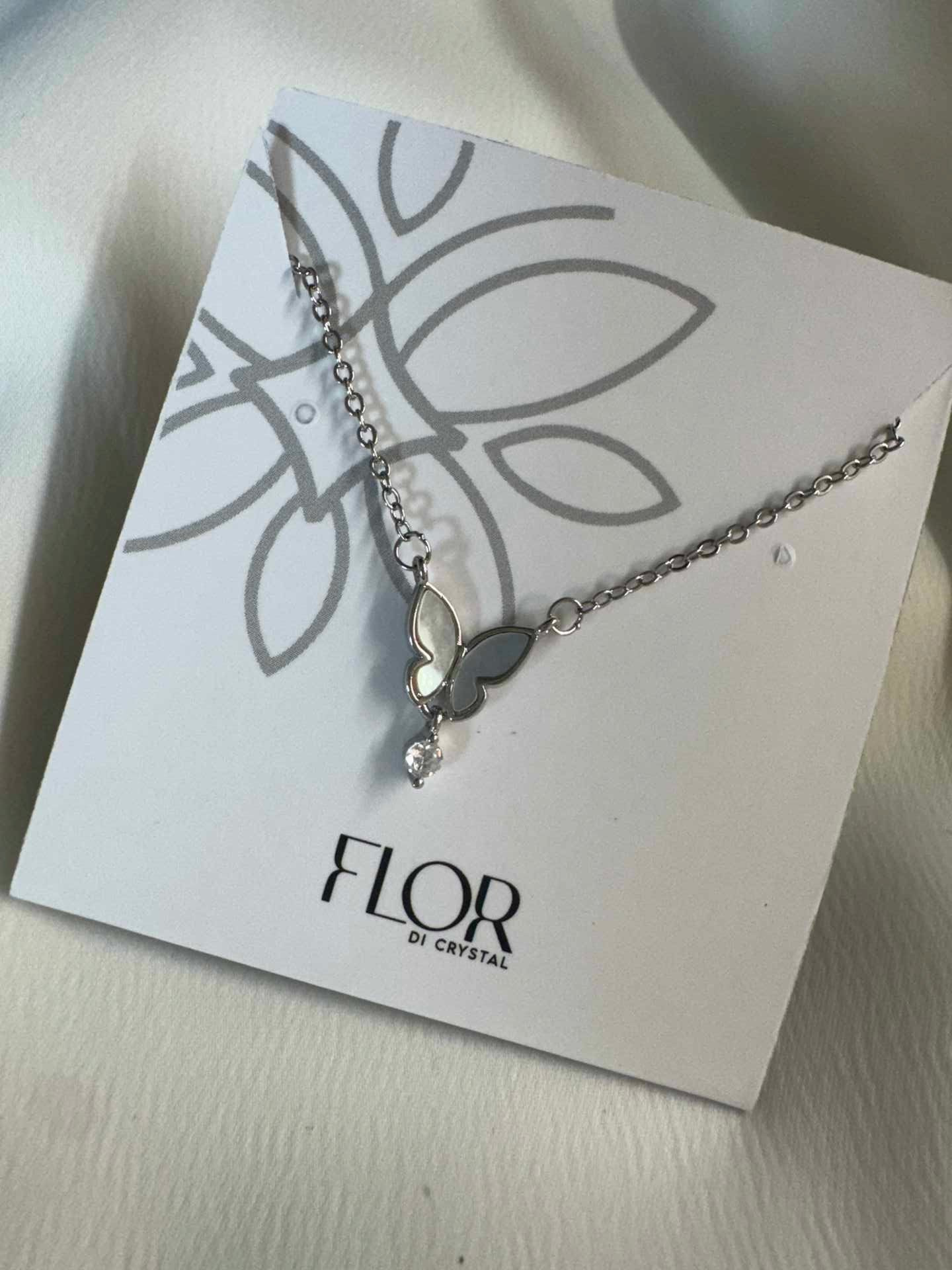 Colar - Chocker borboleta madre perola Small