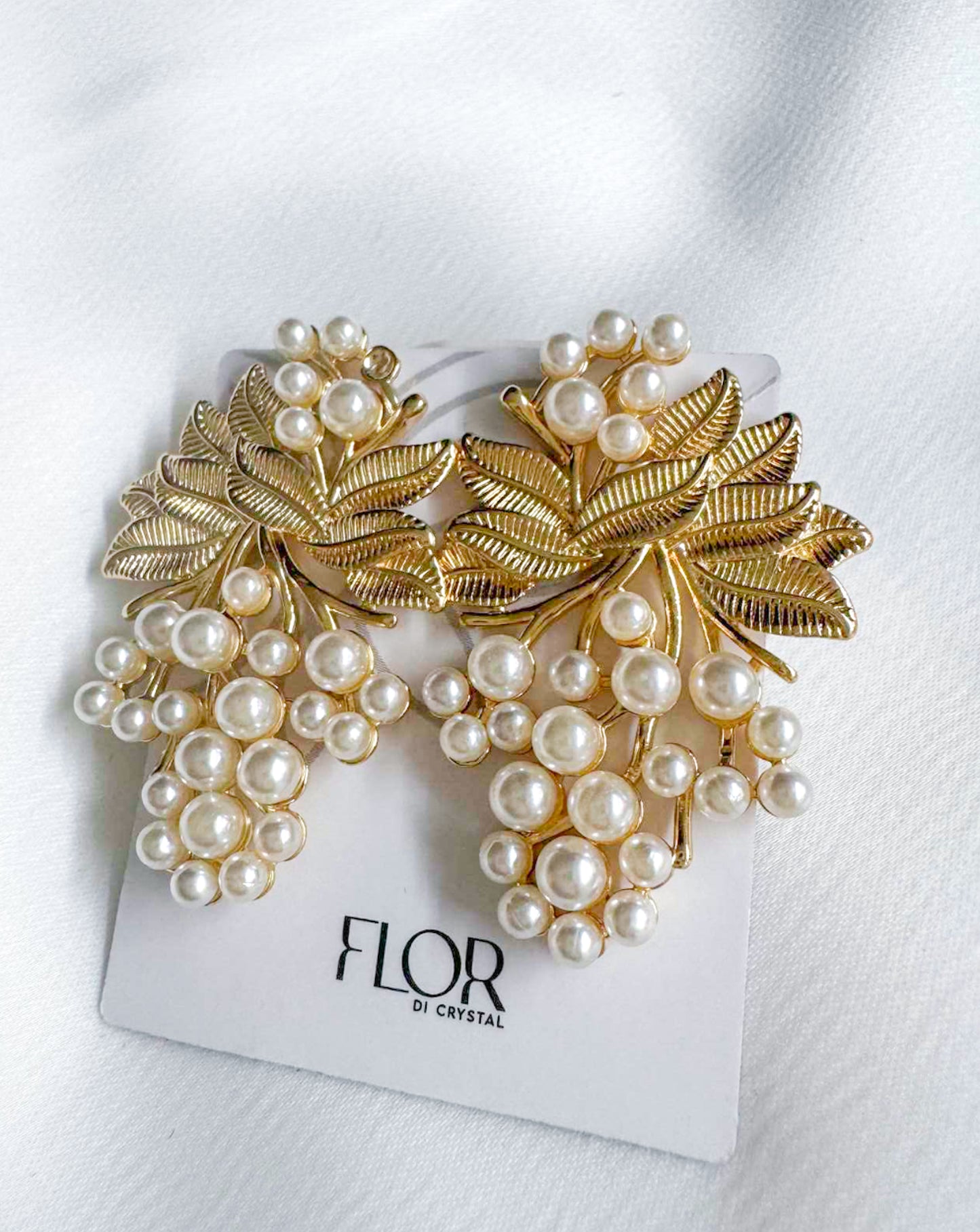 Brinco - Brincos folhas escovado e perolas