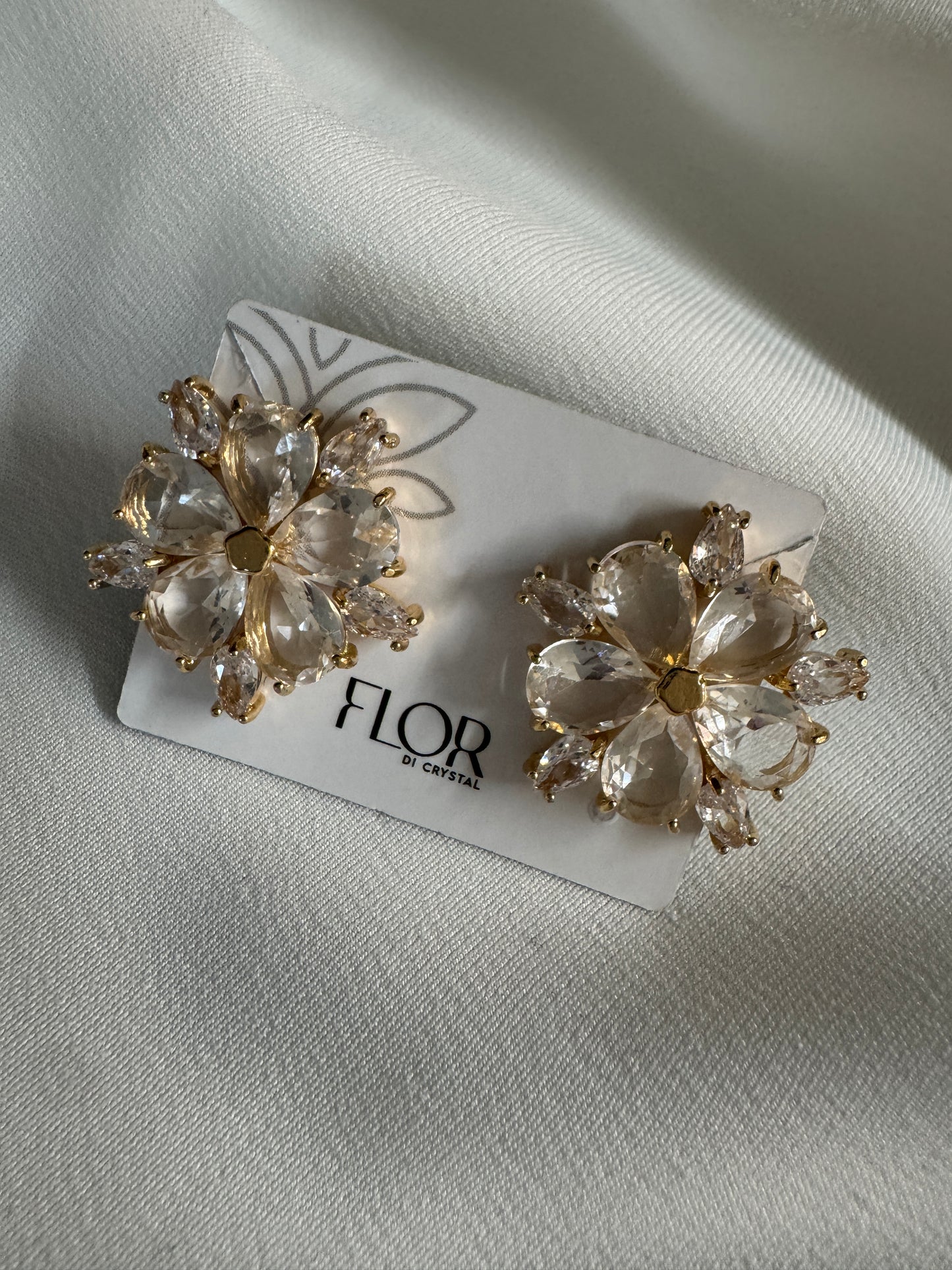 Brinco - Brinco de flor Zirconias cristal-  medio