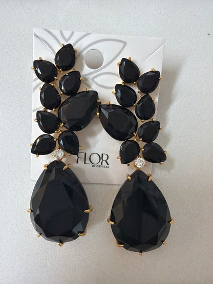 Brinco de gota Zirconia Onix com pingente gota 