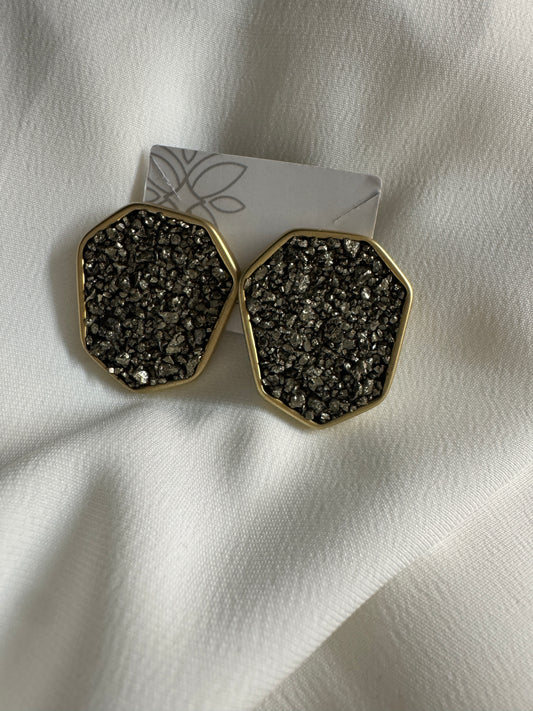 Brinco - Brinco de pedra